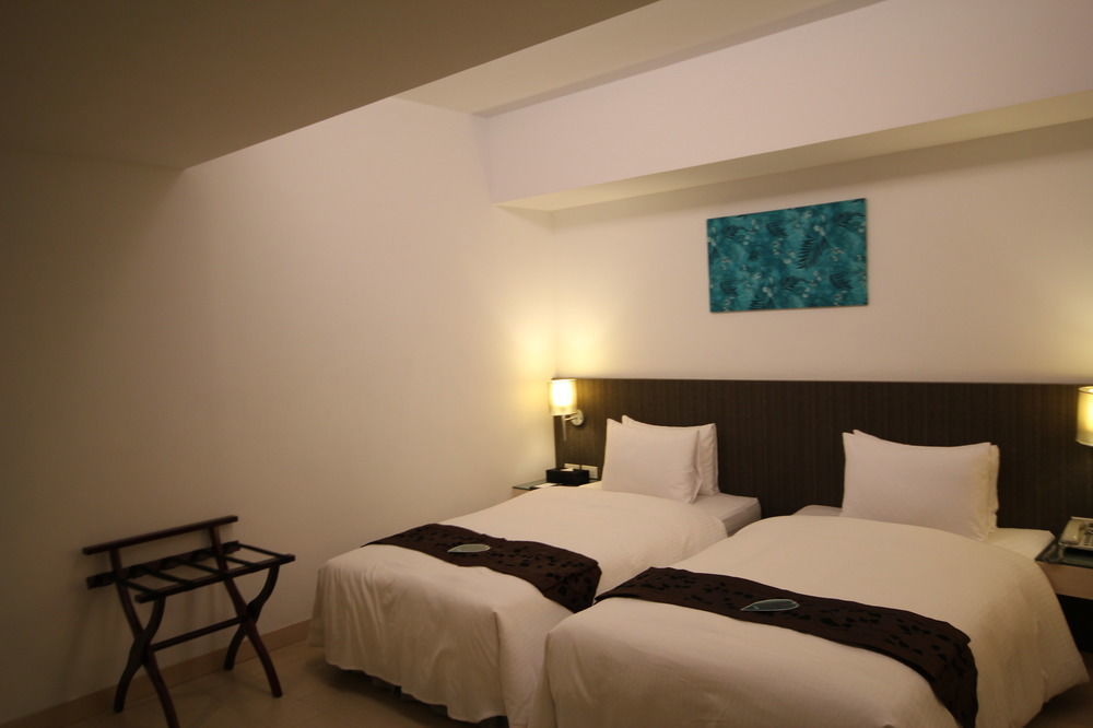 Fish Hotel Hualien Esterno foto